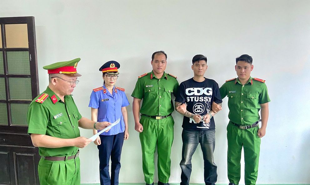 Ra quyết định khởi tố Đoàn Xuân Tấn SN 2000