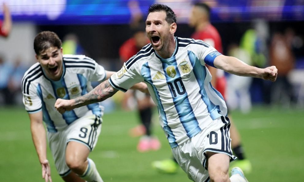 DIỄN BIẾN Argentina vs Thuỵ Sĩ: Messi, Alvarez đá chính