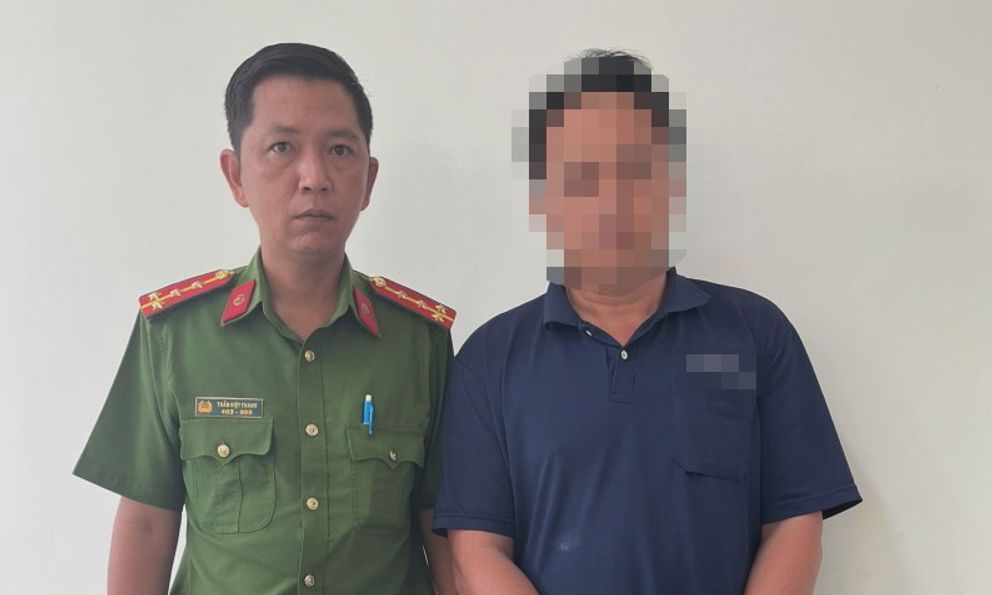 Bắt nhân viên kho nguyên vật liệu Vũ Hoàng Kha