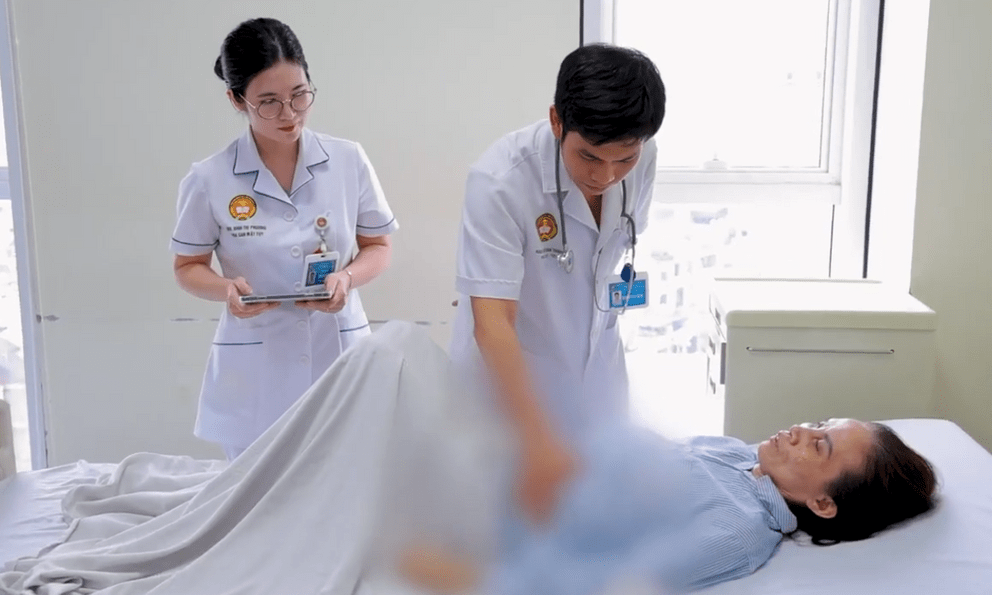 Người phụ nữ cùng lúc mắc 2 loại ung thư, 1 ở gan, 1 ở đại tràng: Bác sĩ đưa ra khuyến cáo