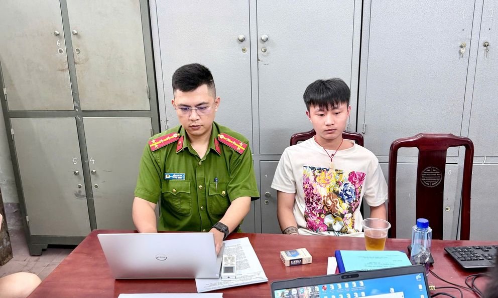 Bắt giữ Vũ Hồ Hải Minh SN 2005