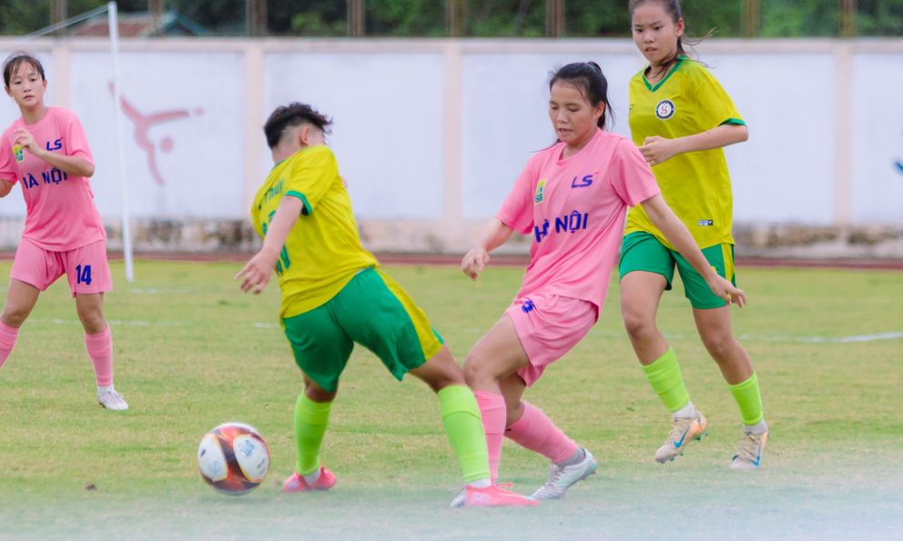 Hà Nội vượt qua Sơn La, tiếp tục bám đuổi ngôi đầu giải U16 nữ Quốc gia 2026