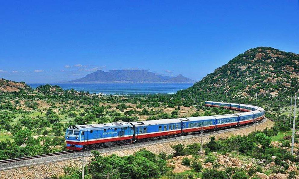 Chuyến tàu đi thẳng tới di sản thế giới ở Việt Nam: Chạy 190km qua 5 ga, giá vé dự kiến từ 360.000 đồng