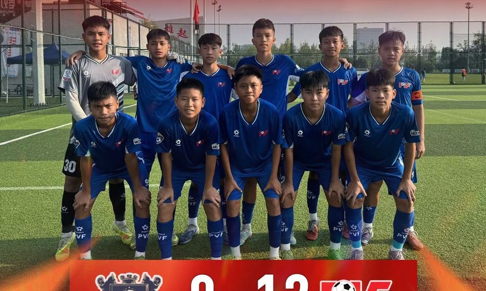 Tấn công như vũ bão, đội bóng Việt Nam thắng 12-0 trước đối thủ Trung Quốc