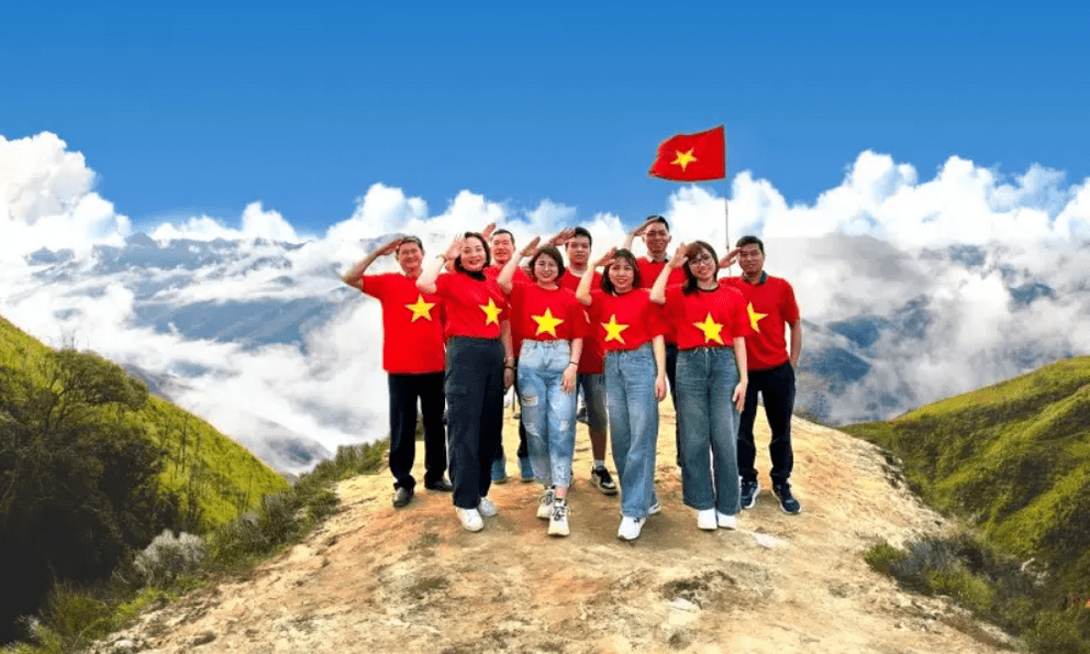 Không phải Sa Pa, 'thiên đường săn mây' Việt Nam lần đầu được thế giới gọi tên: Sánh vai Nhật Bản