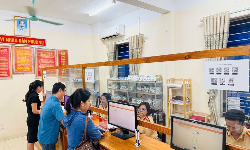 Thông tin quan trọng trên VNeID liên quan đến đăng ký xe, người dân cần nắm rõ