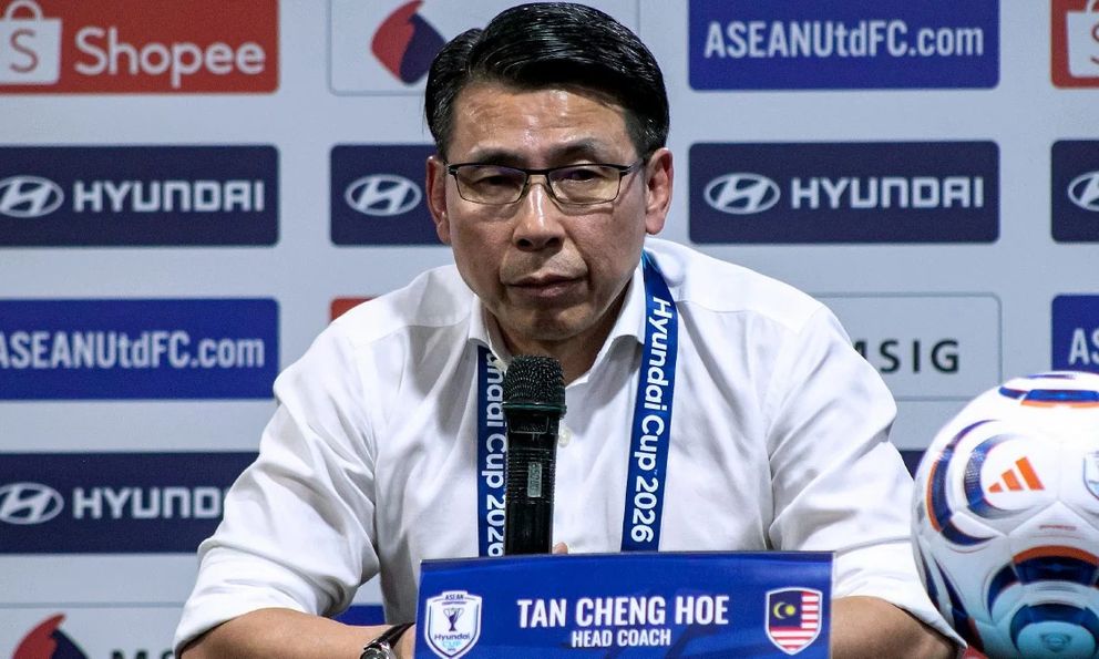 Thua 0-4 tuyển Việt Nam, HLV Malaysia than thở: 