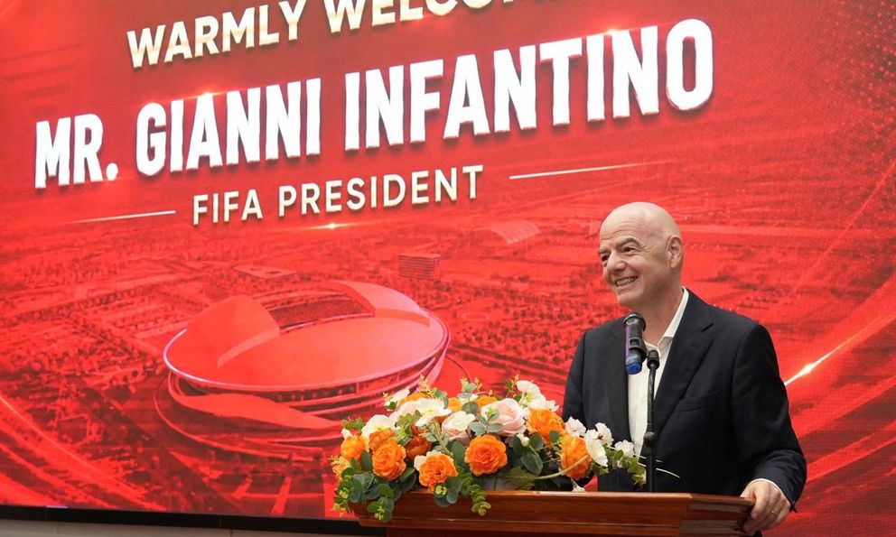 Chủ tịch FIFA: Việt Nam có thể trở thành cường quốc bóng đá thế giới