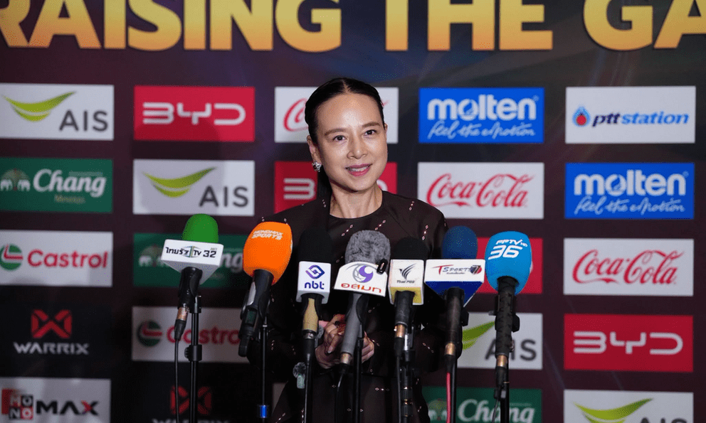 Trở về sau AFF Cup, Madam Pang tuyên bố mạnh mẽ trước ngày tuyển Thái Lan tái đấu tuyển Việt Nam