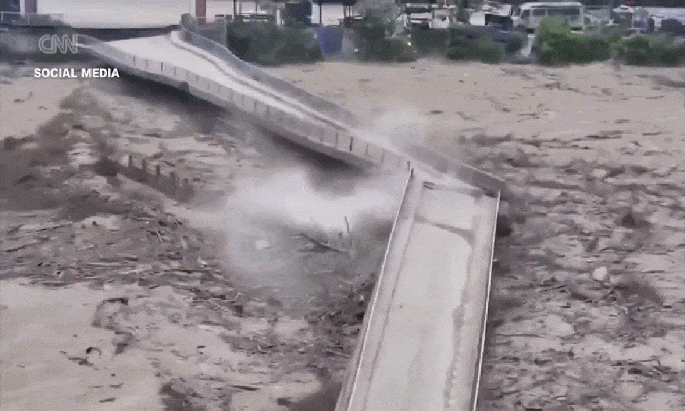 Công nghệ 'săn sét' số 1 thế giới đang cấp tin tình báo cho Trung Quốc, Nepal: Chờ một phép màu