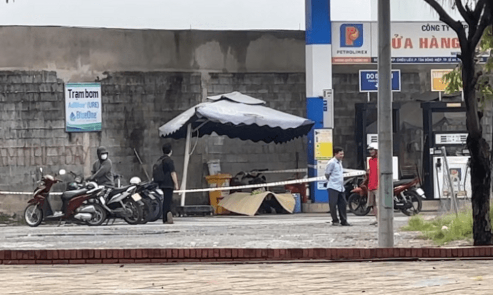 Người đàn ông vào trạm xăng trú mưa, sáng hôm sau phát hiện đã tử vong: Danh tính nạn nhân 