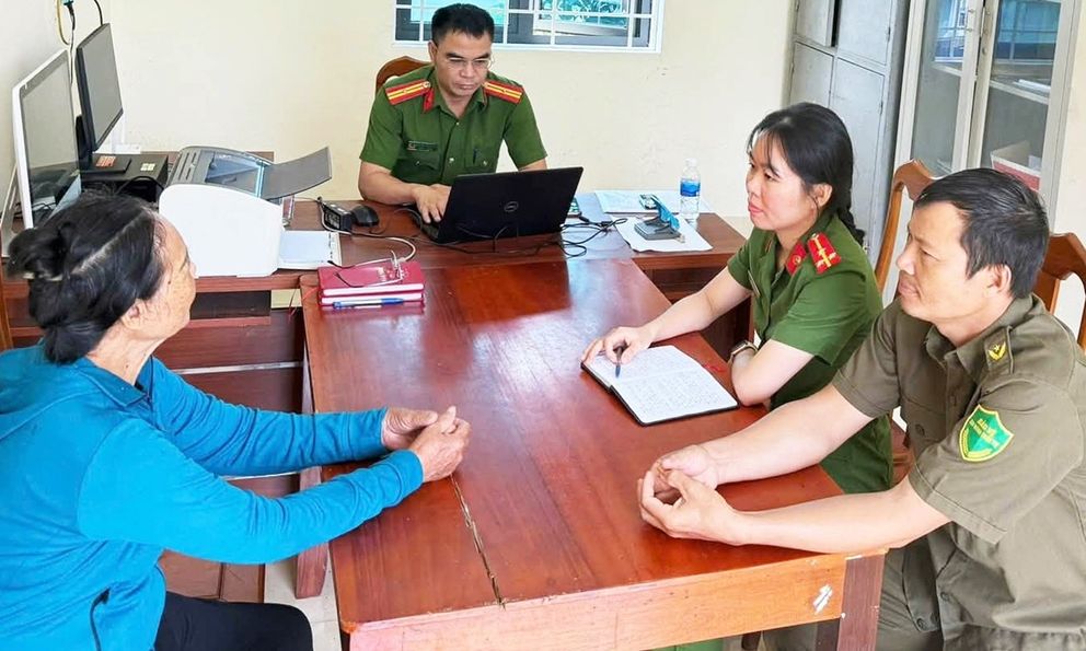 Cụ bà suýt mất hơn 1 tỷ đồng sau cuộc gọi từ người tự xưng công an: Người cao tuổi chú ý