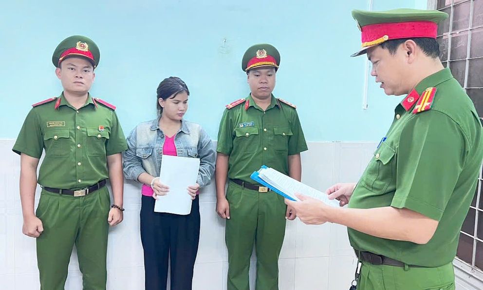 Bắt chủ hụi Đặng Thị Huỳnh Như SN 1996