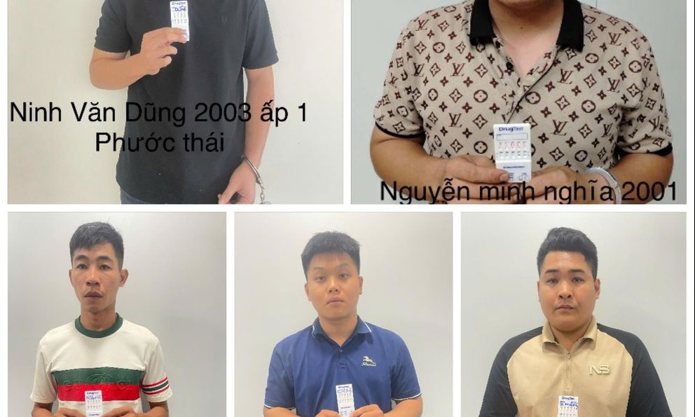 Kiểm tra đột xuất phòng VIP 2 quán karaoke, công an tạm giữ Lý Văn Hải SN 2007