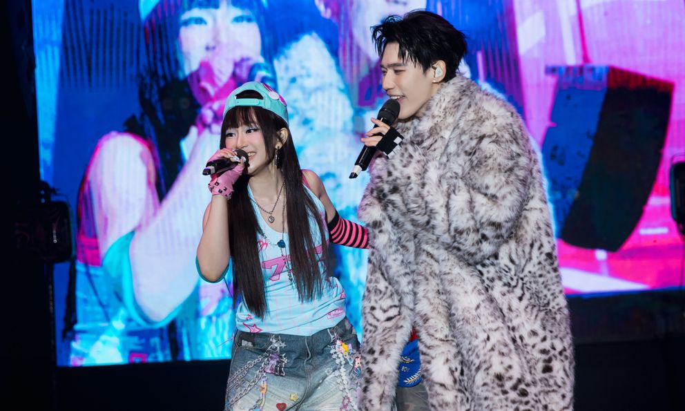 LOHAN hát live gần 20 ca khúc, mashup loạt hit hát cùng Bảo Thy và Lương Bích Hữu