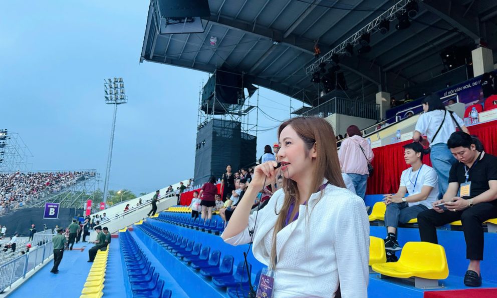 Tổng đạo diễn Lê Hải Yến tiết lộ lý do thức xuyên đêm nhiều ngày làm show Xòe Thái