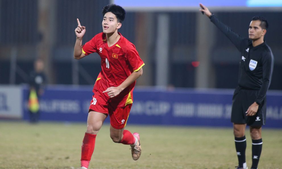 Tuyển Việt Nam chốt lịch thi đấu trước thềm World Cup, đọ sức với hai đội tuyển của Hàn Quốc