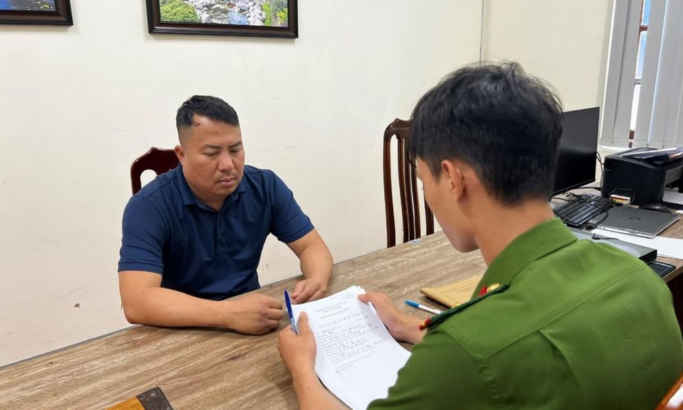 Công an triển khai lực lượng, bắt Nguyễn Đức Hà SN 1986 cùng 19 người khác vào lúc 2 giờ 15 phút 