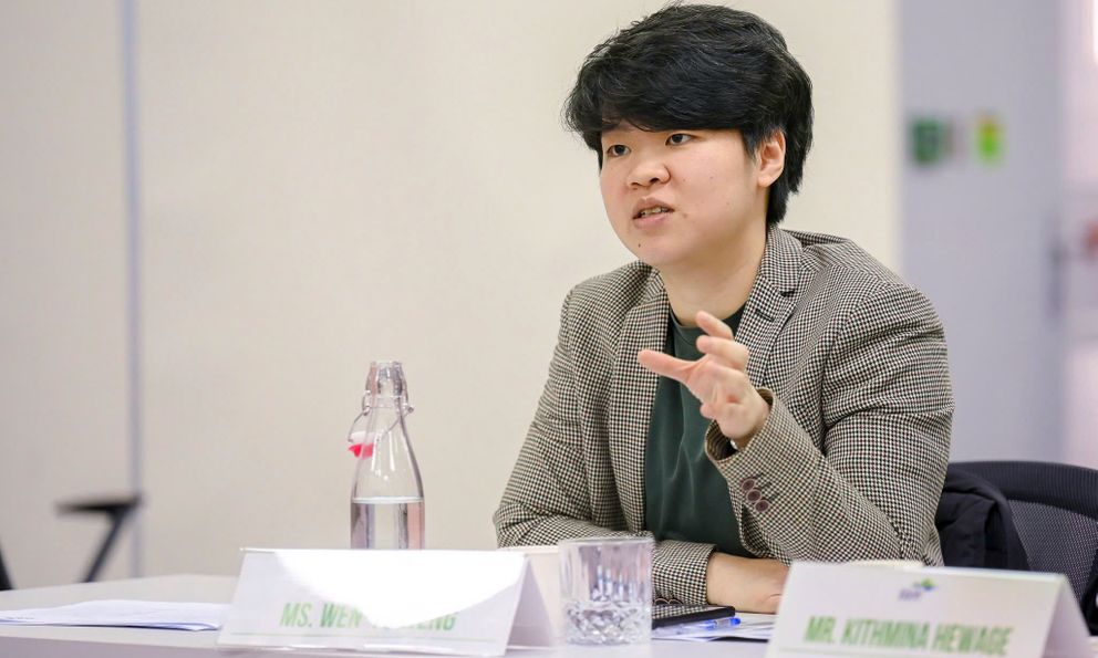 “Làn sóng xanh” của học sinh Việt Nam nhận mưa lời khen từ chuyên gia quốc tế: Đúng là tuổi trẻ tài cao!