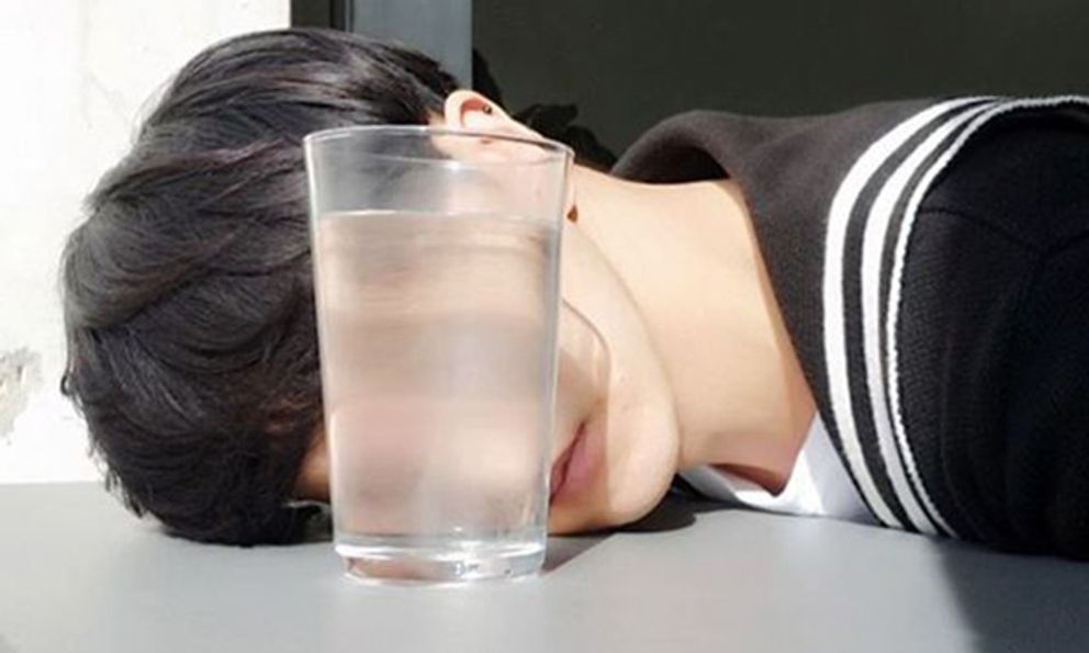 2 loại nước uống thường xuyên sẽ nuôi lớn tế bào ung thư, nước để qua đêm hay đun nhiều lần thế mà lại “vô can”