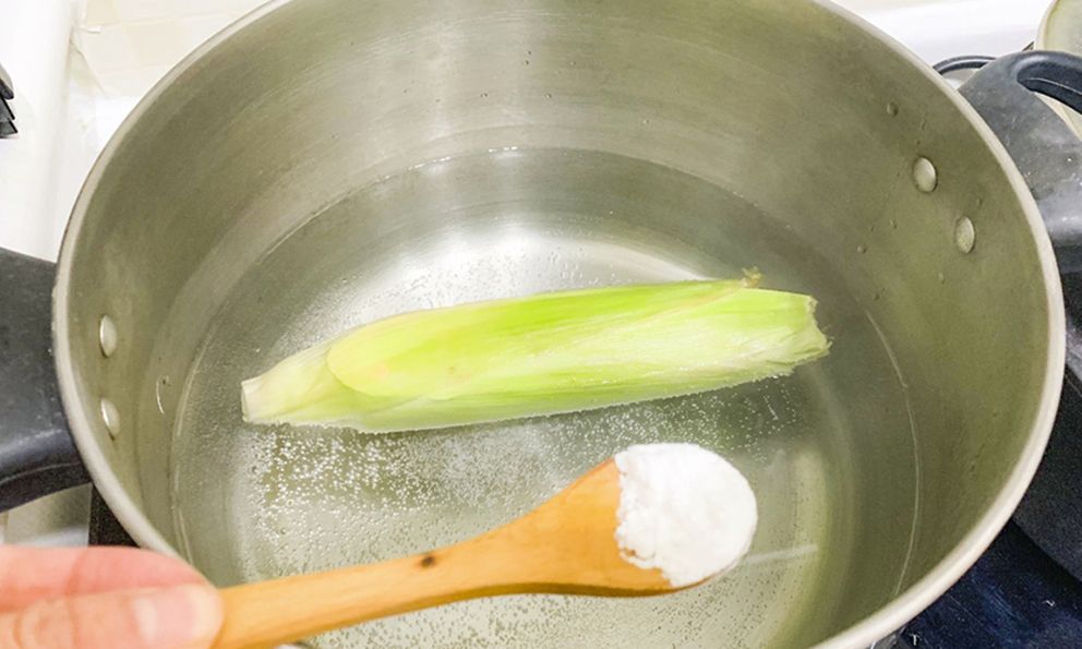 Luộc ngô nước nóng hay lạnh? 5 mẹo luộc ngô ngon ngọt, giàu dinh dưỡng