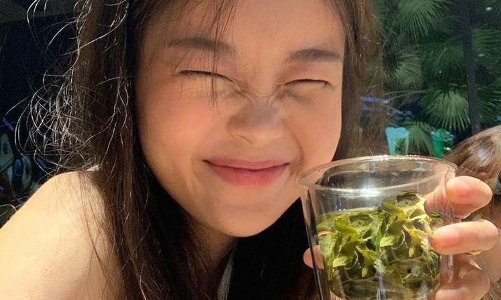 Chỉ cần cho 5 thứ này vào nước và uống, đầu óc thư giãn, cơ thể được thải độc, dưỡng da từ bên trong