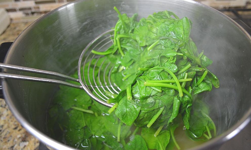 Lười mấy khi ăn 4 loại rau này cũng phải chần qua, nếu không thận đầy sỏi, gan đầy chất độc