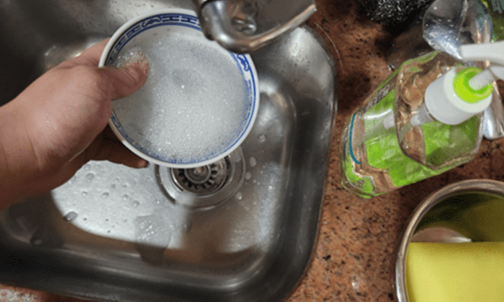 Đi chợ gặp 3 loại nước rửa bát này, 