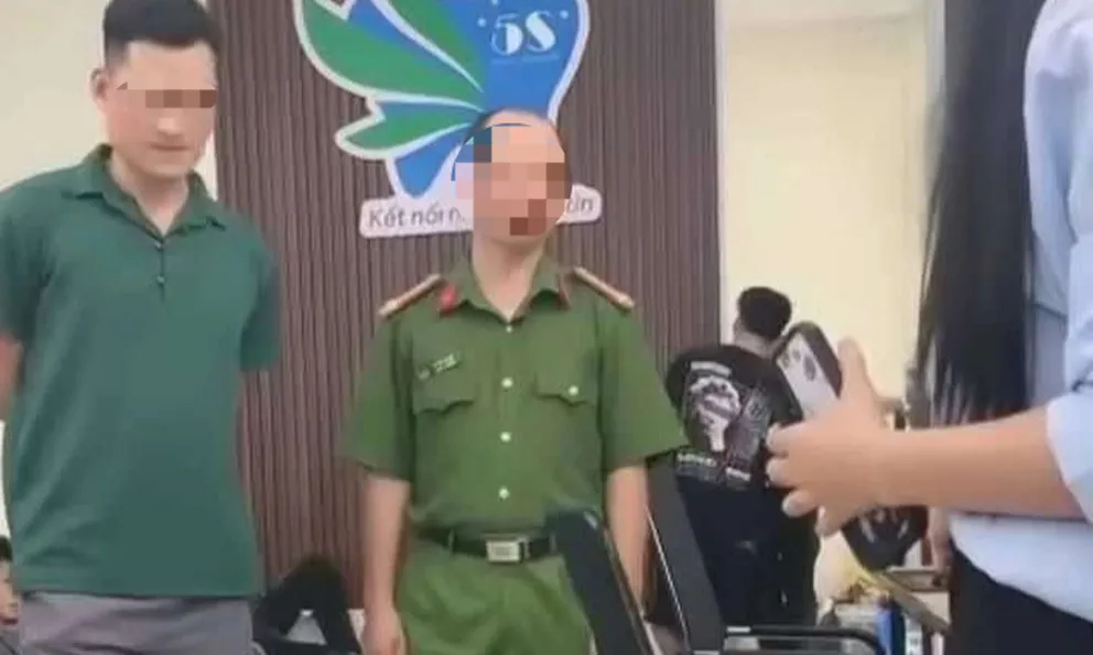 Hà Nội: Tạm đình chỉ công tác cán bộ công an phường bị tố đánh 1 cô gái