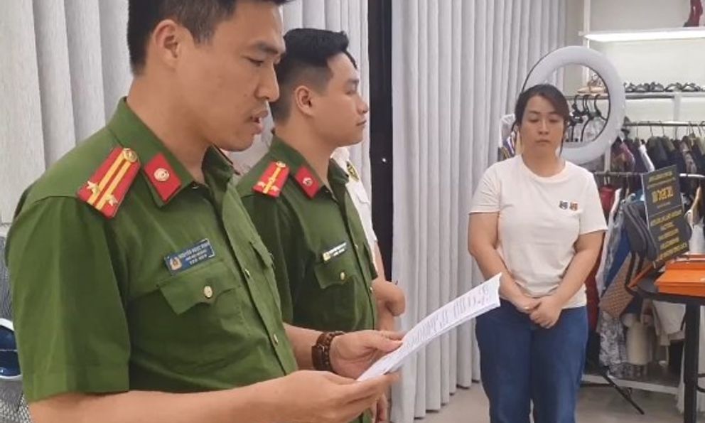 Vụ khám xét khẩn cấp nơi livestream của 1 người phụ nữ ở Hà Nội: Doanh thu đặc biệt lớn, lên đến hơn 834 tỷ đồng 