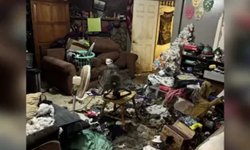 Choáng váng: Cậu bé sống 2 tuần giữa 