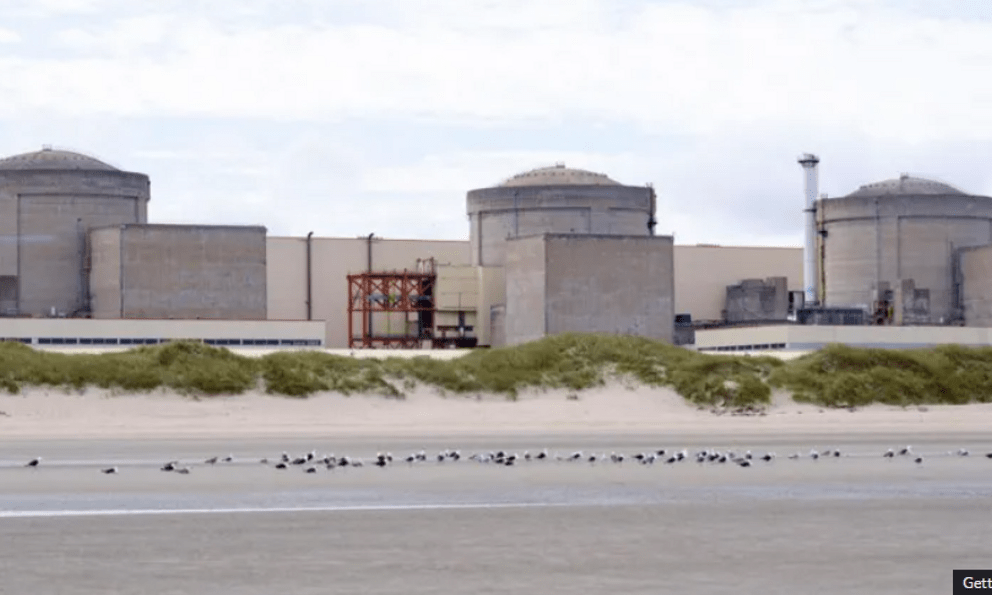 Sự cố kỳ lạ chưa từng có khiến nhà máy điện hạt nhân Pháp phải tạm dừng hoạt động