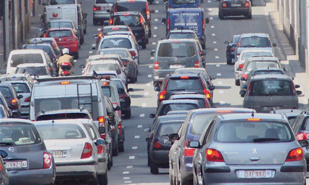 Lái xe quá tốc độ cho phép, tài xế phải nộp phạt gần 3 tỷ đồng