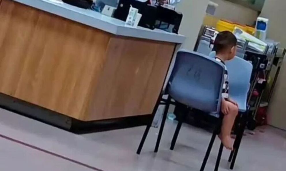 Bé trai 2 tuổi sống cùng thi thể mẹ nhiều ngày trong nhà mà không ai hay biết