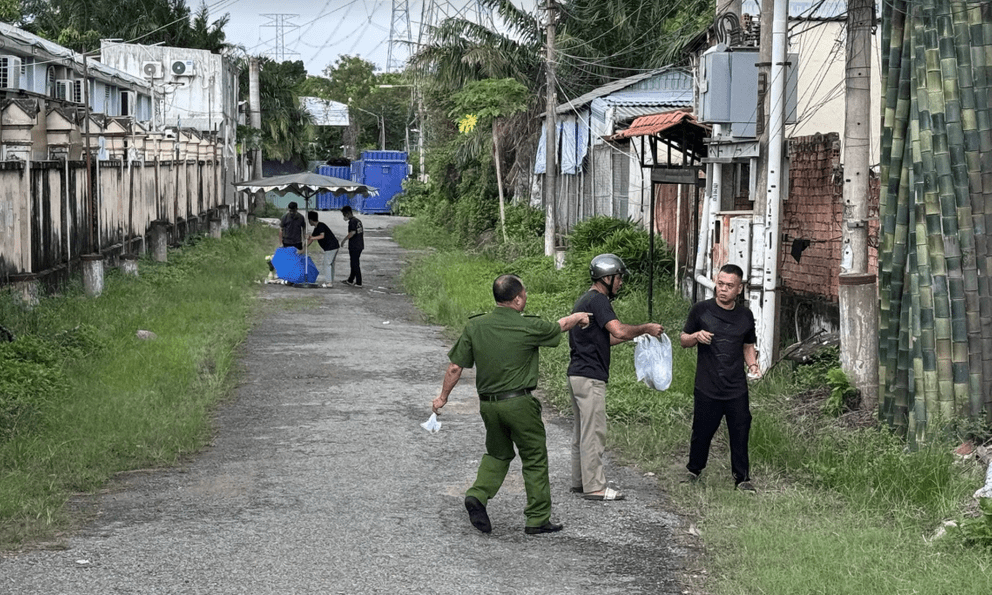 Xác định được người mẹ liên quan vụ thi thể bé sơ sinh không nguyên vẹn ở TP.HCM: Bỏ con lại sau khi sinh, lên ô tô rời đi cùng nhóm bạn