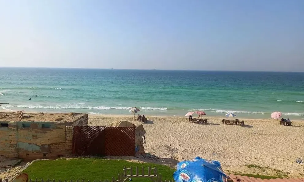 1 học sinh bị đuối nước vì bất chấp lệnh cấm khi tắm biển, nhiều người lao xuống cứu khiến 6 người tử vong, 24 người bị thương