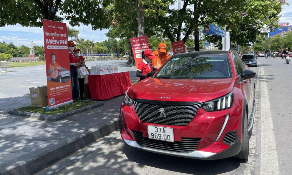 Lo mất tiền, lộ info: Những nỗi sợ khiến người dùng chậm chuyển đổi tài khoản giao thông