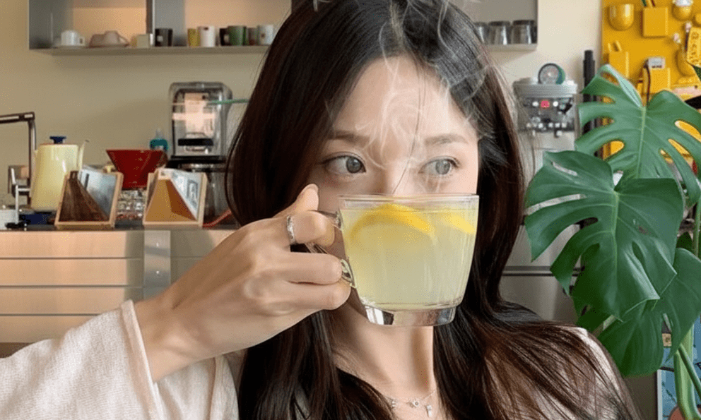 5 mẹo uống nước chanh giúp tận dụng tối đa công dụng dưỡng da, đốt mỡ, 