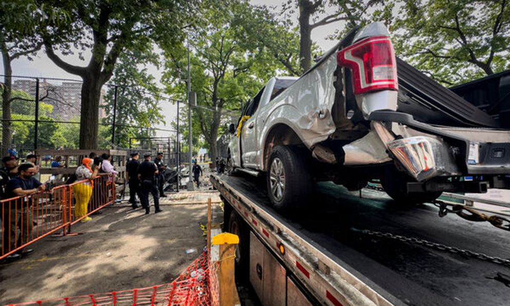 Chuyên gia tư vấn cai rượu say xỉn tông xe đâm chết 4 người  