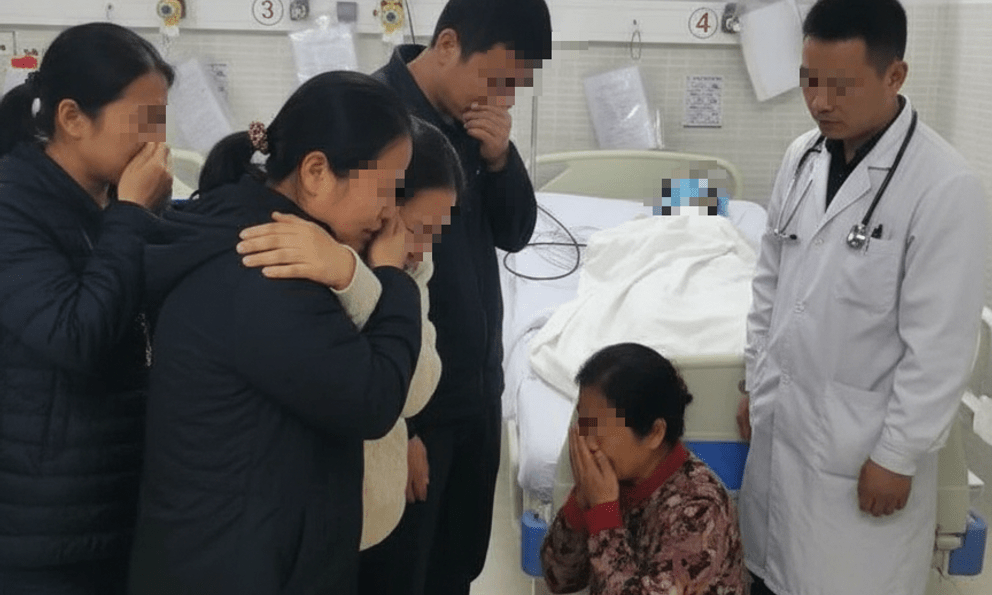 Người phụ nữ đang khỏe mạnh bỗng nhồi máu não rồi qua đời, BS sửng sốt: 