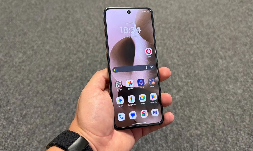 Ứng dụng chứa mã độc chiếm quyền truy cập, vét sạch tiền trong tài khoản người dùng