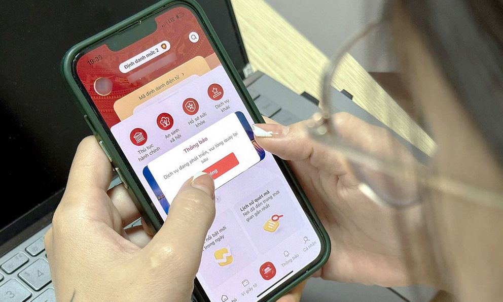 Hành vi bị phạt tới 12 triệu đồng khi dùng VNeID từ 15/12