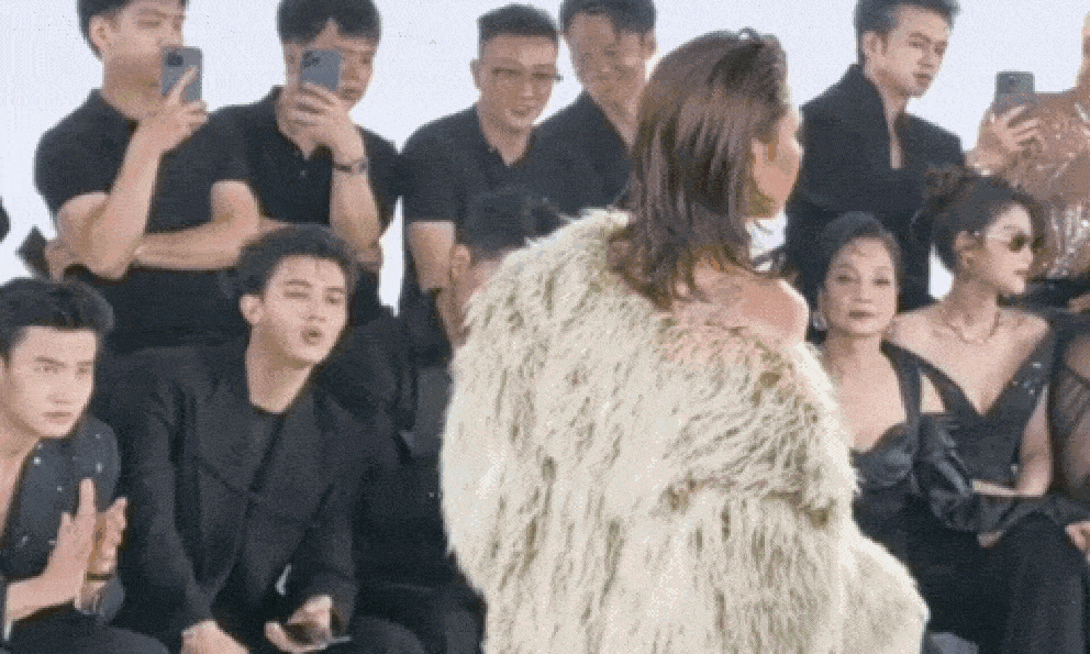 Hot nhất hôm nay: Kỳ Duyên nhìn Minh Triệu đắm đuối, Thiên Ân đeo kính đen không cảm xúc