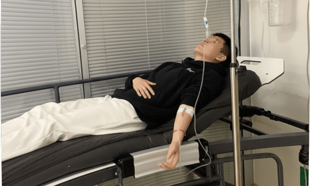 Chàng du học sinh 23 tuổi mắc ung thư dạ dày giai đoạn cuối vì ăn món này 3 bữa một ngày cho… nhanh