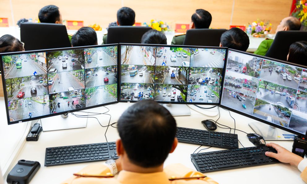 Cận cảnh Trung tâm điều khiển 1.837 Camera AI tại Hà Nội, phát hiện tối đa 28 lỗi vi phạm, hoạt động cụ thể ra sao?