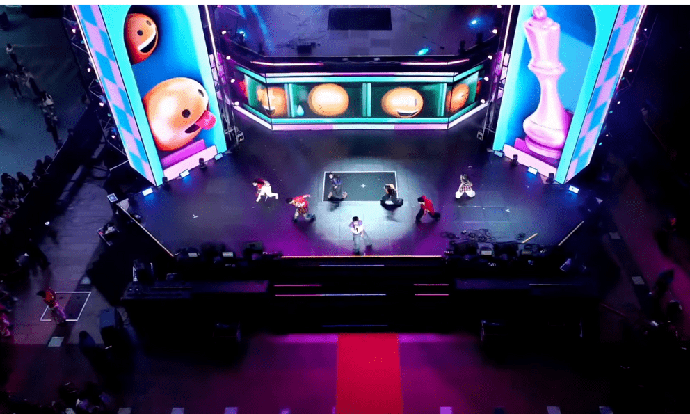 Bùng nổ sân khấu WeYoung 2025 với loạt trend hot nhất TikTok: Jaysonlei ghi điểm, nhạc cứ lên là “quẩy”