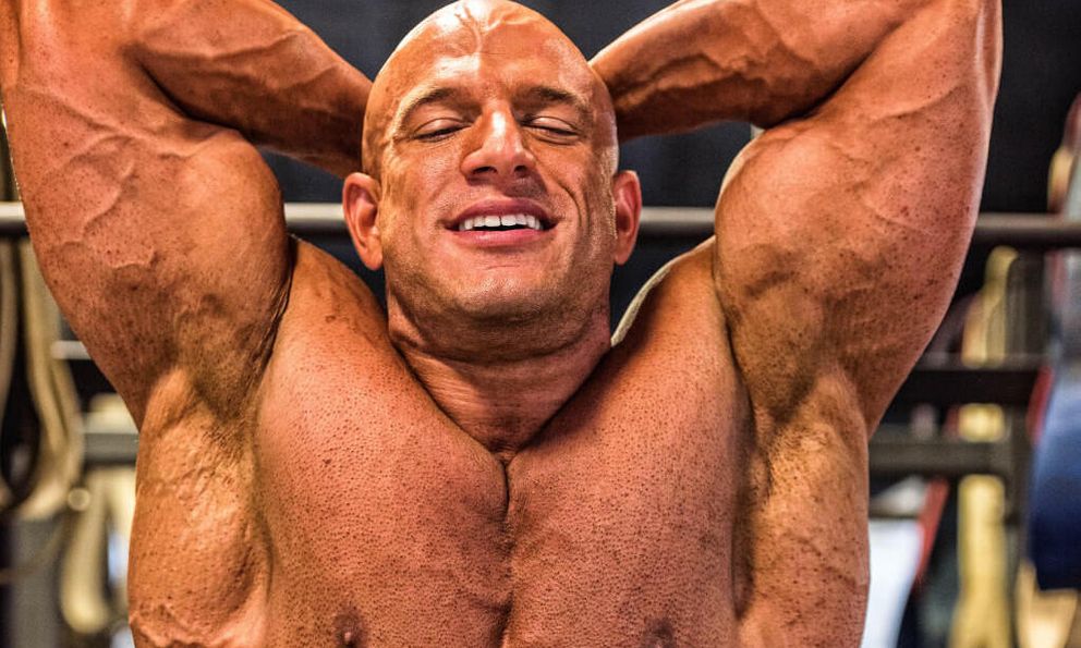 Chàng trai mất đôi chân do tai nạn vẫn trở thành 