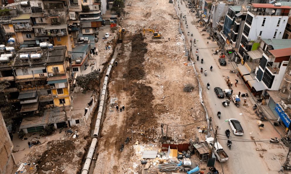 Nhìn toàn cảnh tuyến đường Vành đai 1 đoạn Hoàng Cầu – Voi Phục sau giải tỏa: Diện mạo đô thị dần thành hình!