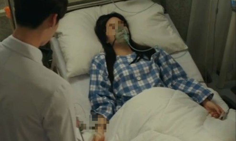 Nữ thư ký ngất xỉu khi đi vệ sinh, tưởng đột quỵ hóa ra suýt chết vì 