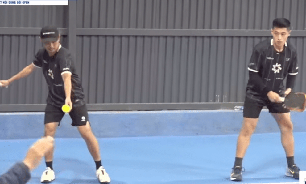 Tin được không, Vinh Hiển - Minh Quân bị đánh bại rồi! 